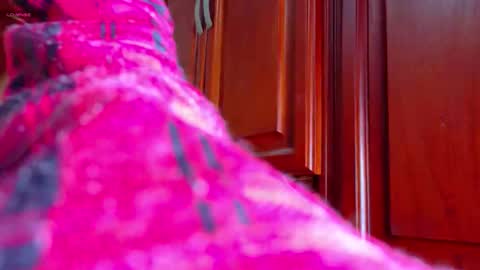 RoxyAron online show from March 2026 12:05:03 PM