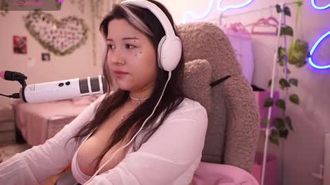 roxysuh online show from May 2026 10:36:01 AM