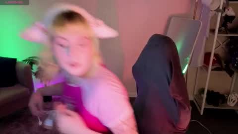 Roziett online show from March 2026 09:13:01 AM