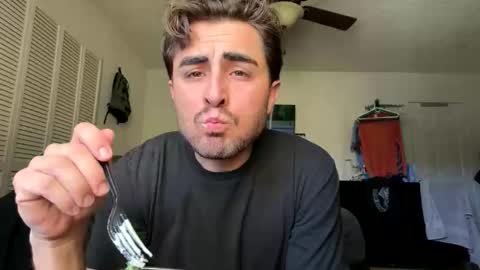 rubenzaragosa09 online show from April 2026 10:55:02 PM