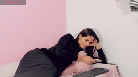 rubi_angels_ online show from June 2026 01:28:02 AM