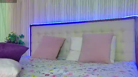 Snapshot of rubyvalen chatting on June 2026 01:10:02 AM Ruby online show from June 2026 01:10:02 AM