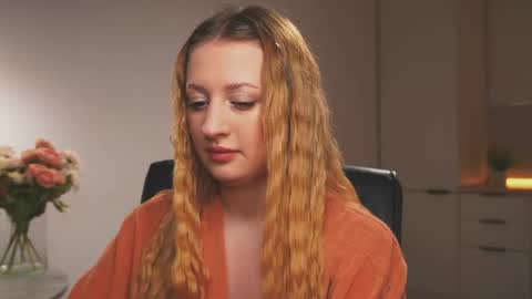 Mila online show from April 2026 04:33:01 PM