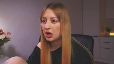 Mila online show from April 2026 04:50:02 PM