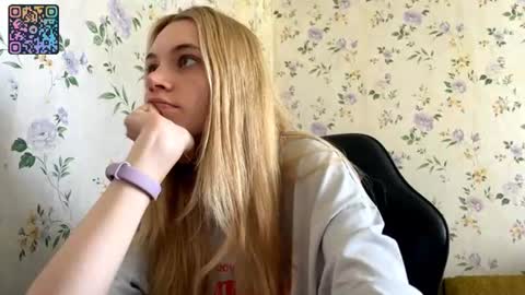 Lisa and Vlad online show from June 2026 01:55:01 PM