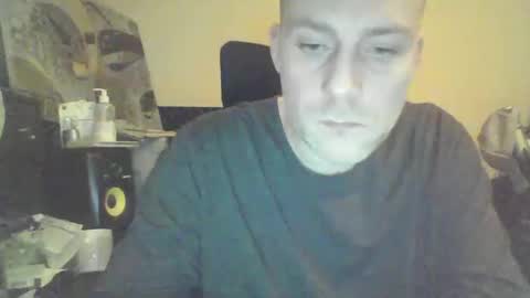 ruwatching_me online show from March 2025 01:25:02 AM