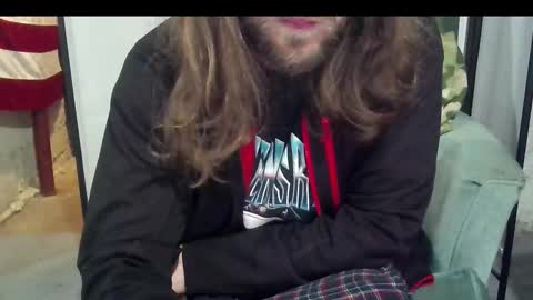 rwb1982 online show from December 2025 01:07:01 PM