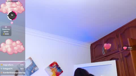 Hanna  online show from January 2025 12:52:02 PM