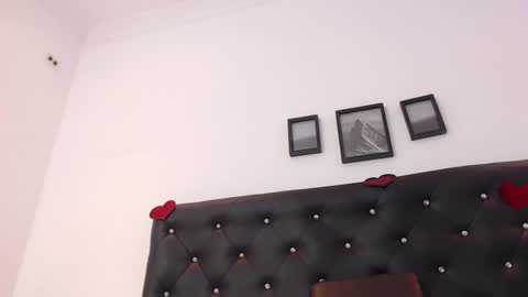 Hanna  online show from February 2025 02:37:01 AM