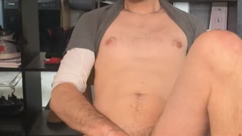 Ryan Jizz online show from November 2025 05:23:01 PM