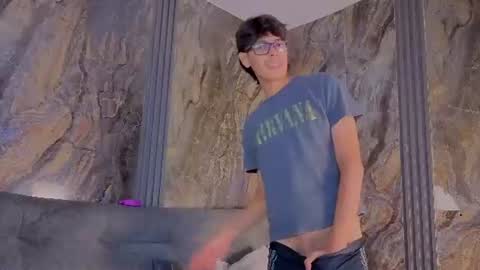 ryann_wolf online show from July 2026 04:13:01 PM