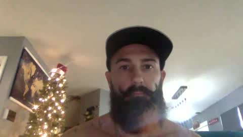 ryans0126 online show from December 2024 06:38:02 PM