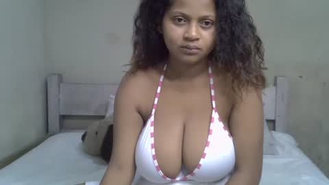 Snapshot of rywanna chatting on March 2026 06:02:01 AM rywanna online show from March 2026 06:02:01 AM