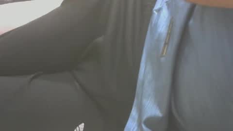 Cloney online show from October 2025 07:25:01 PM