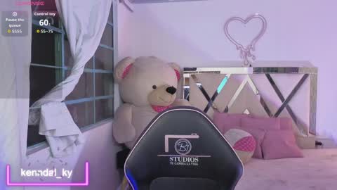 saaya_tay online show from April 2026 03:15:01 AM