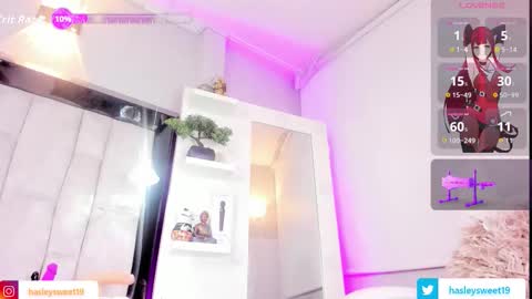 Snapshot of sabrina_keller19 chatting on November 2025 11:04:02 PM Hasley online show from November 2025 11:04:02 PM