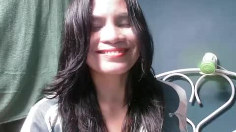 Snapshot of sabrinamae69 chatting on February 2025 12:59:01 PM naden online show from February 2025 12:59:01 PM
