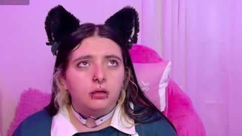 Snapshot of sachi_meow chatting on June 2026 06:00:02 PM Ig online show from June 2026 06:00:02 PM