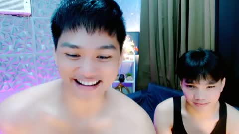 Snapshot of sachi_saint chatting on March 2026 12:01:02 PM Sachi online show from March 2026 12:01:02 PM