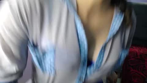 SafiroSky online show from December 2024 04:28:02 AM