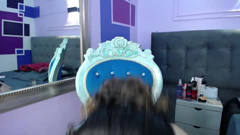 SafiroSky online show from January 2025 04:02:01 AM