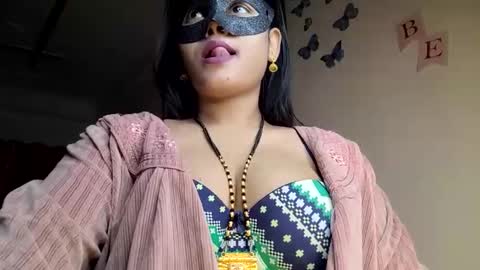 Queen Archana online show from February 2025 09:04:01 AM