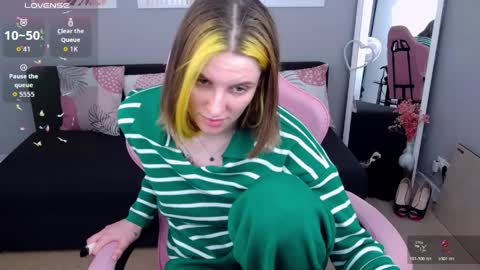 Adel online show from April 2026 12:20:02 PM