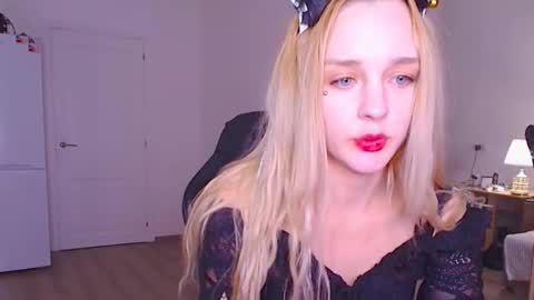 Sofia online show from January 2026 09:20:01 PM