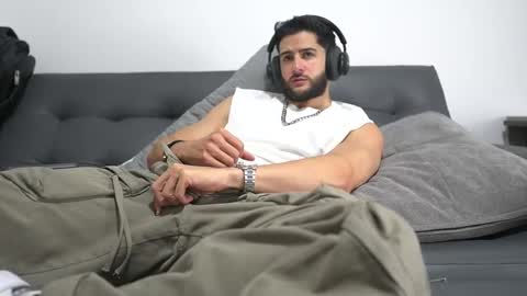 saimon  online show from February 2026 05:06:02 PM