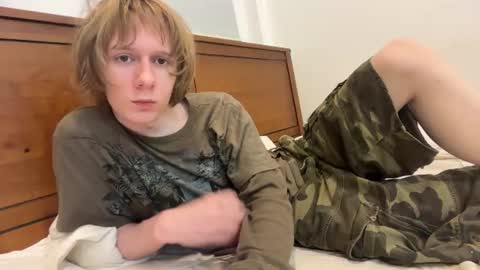 Snapshot of saintfawn chatting on June 2026 05:07:01 PM saintfawn online show from June 2026 05:07:01 PM