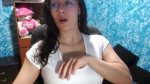 Snapshot of sakura_alek chatting on April 2026 02:14:02 AM sakura_alek online show from April 2026 02:14:02 AM