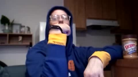 salis1981 online show from December 2025 02:05:01 AM