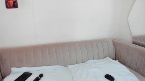 Salome velour online show from March 2026 12:55:01 PM