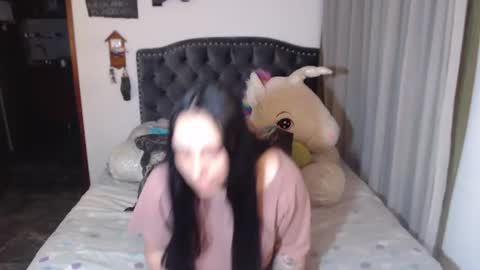 Snapshot of salomefox2 chatting on June 2026 03:42:01 AM yenny online show from June 2026 03:42:01 AM