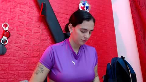 salomesmit666 online show from April 2026 07:11:02 PM