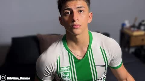 Salvatore online show from April 2026 01:30:01 AM