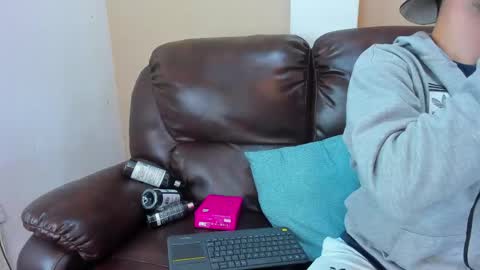 Snapshot of salvattore_muller chatting on April 2026 10:12:02 PM Salvatore online show from April 2026 10:12:02 PM