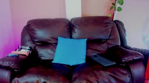 Snapshot of salvattore_muller chatting on May 2026 12:08:01 AM Salvatore online show from May 2026 12:08:01 AM