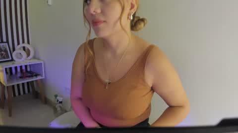 Snapshot of samaantha_white_ chatting on July 2026 11:37:02 AM Samaantha online show from July 2026 11:37:02 AM