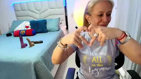 Samanta Stone online show from July 2026 09:32:01 PM
