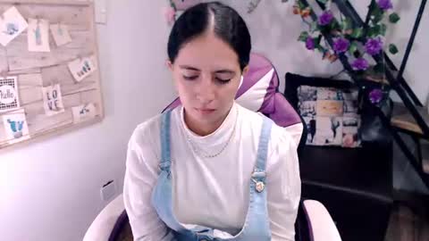 Snapshot of samantha2girl chatting on June 2026 04:07:02 PM samantha online show from June 2026 04:07:02 PM