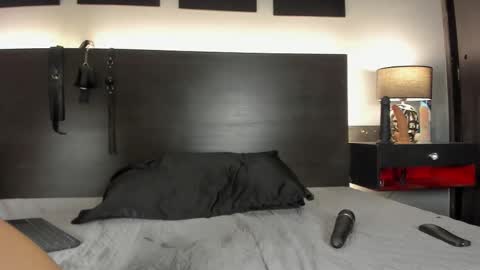 SAMANTHA online show from March 2026 11:11:01 PM