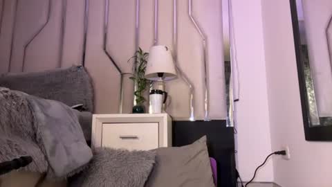 Samantha Bernardo online show from June 2026 05:42:02 AM