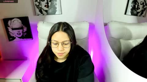 Samantha online show from April 2026 04:17:02 PM