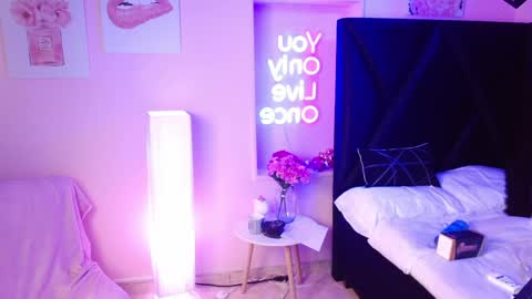 Samara online show from April 2026 09:08:02 PM