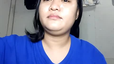 Olivia online show from April 2026 11:14:01 PM