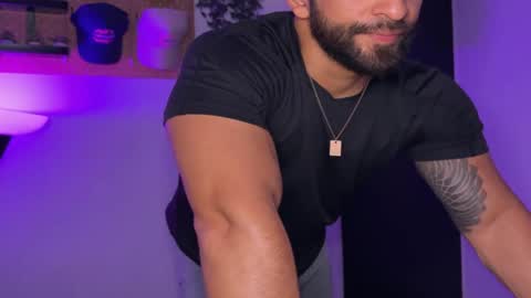 Sam Dornan online show from March 2026 01:32:01 AM