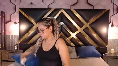 SAMIRA online show from June 2026 08:20:02 PM