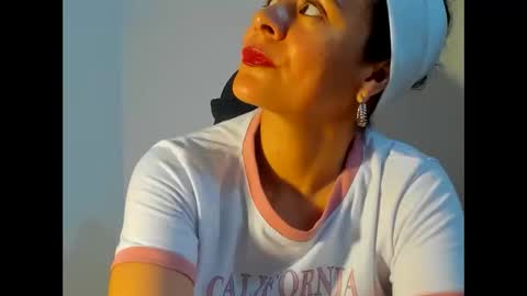 sam online show from November 2025 12:10:01 AM