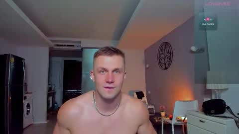 Samuel online show from February 2026 04:44:01 AM